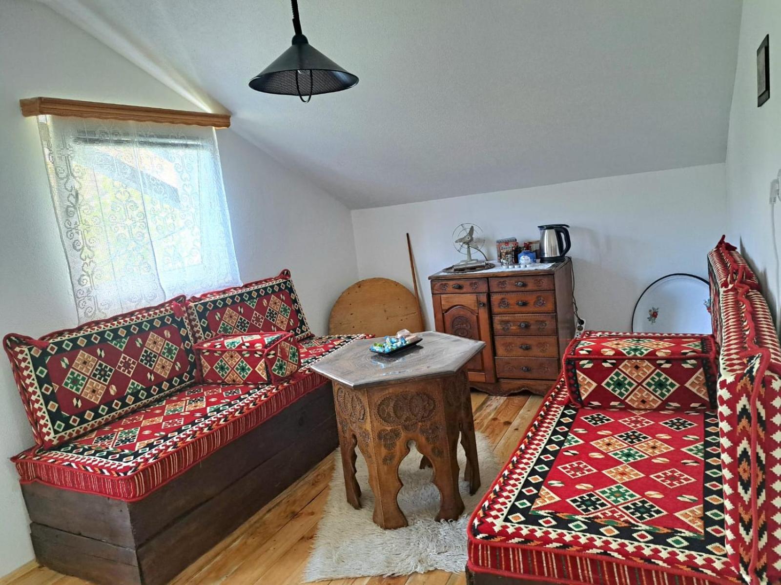 Sobe Zizi Bed & Breakfast Jajce Ngoại thất bức ảnh