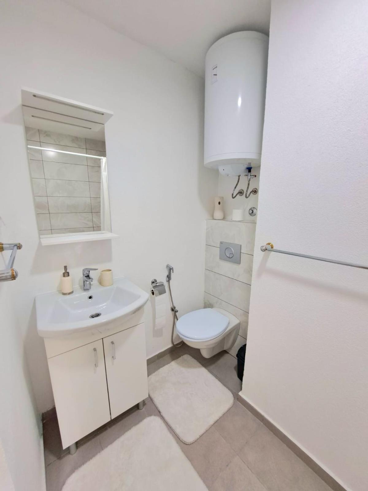 Sobe Zizi Bed & Breakfast Jajce Ngoại thất bức ảnh